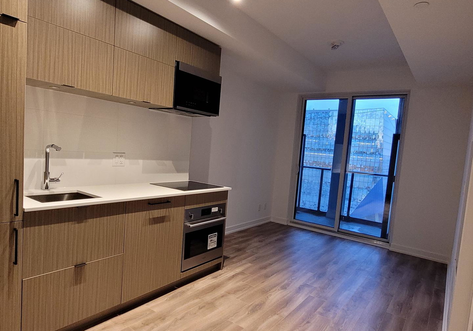 20-edward-street-toronto-ontario-c12887394