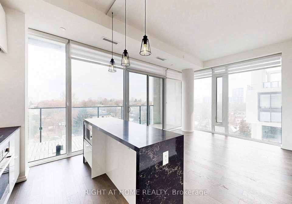 5-soudan-avenue-toronto-ontario-c12887668