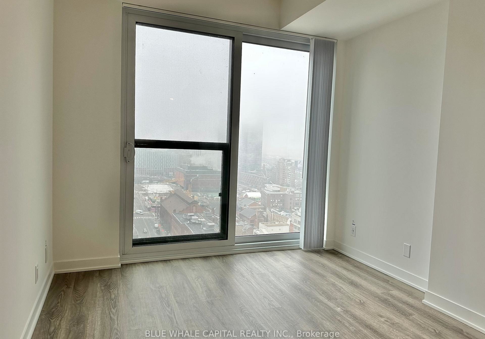 180-front-street-e-toronto-ontario-c12887798