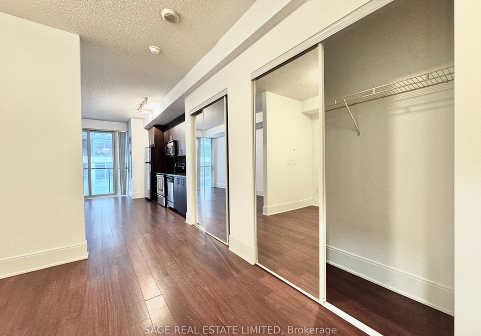 560-front-street-w-toronto-ontario-c12887954