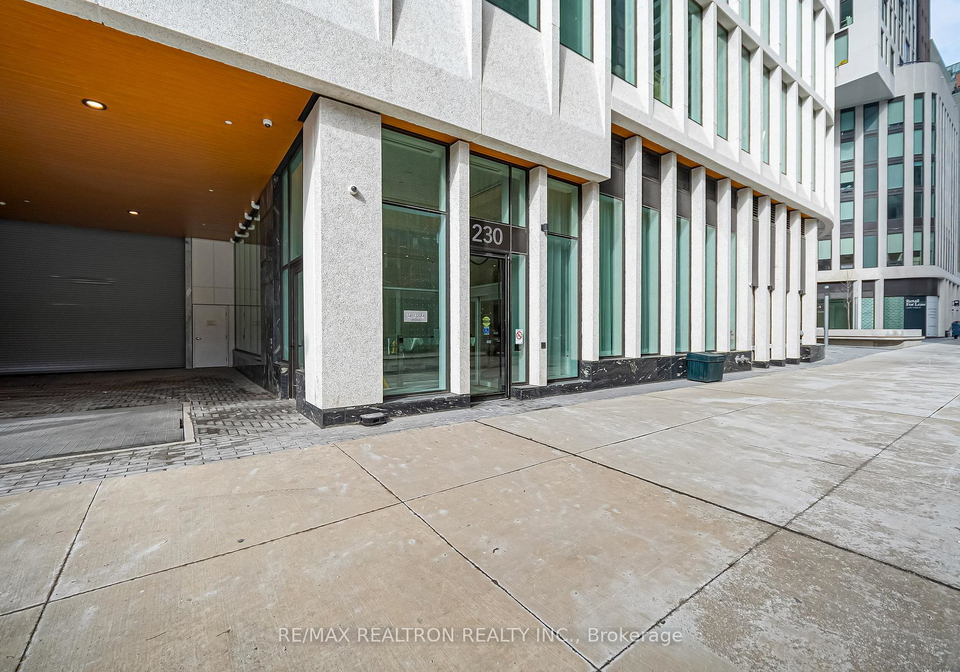 230-simcoe-street-toronto-ontario-c12888066