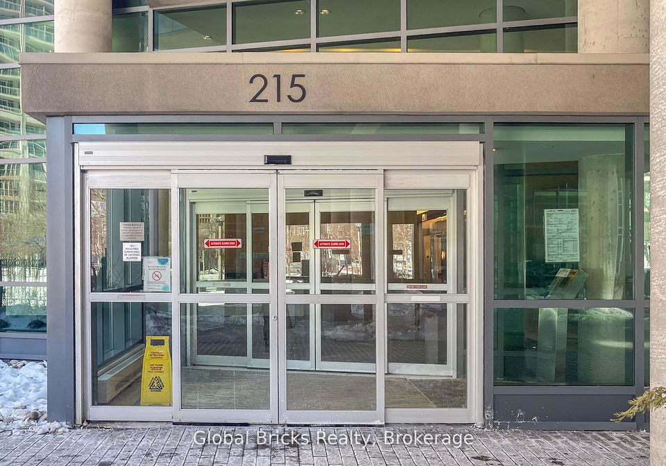 215-fort-york-boulevard-toronto-ontario-c12888146