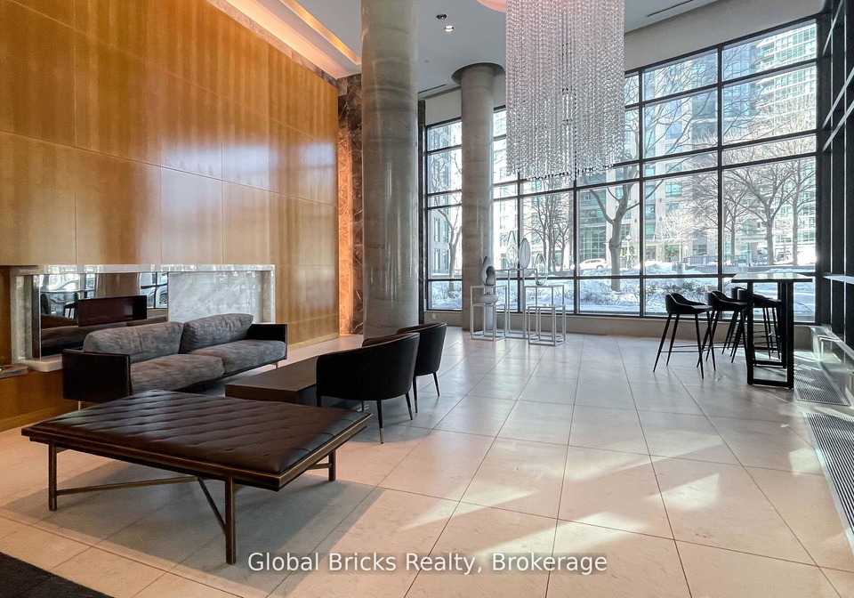 215-fort-york-boulevard-toronto-ontario-c12888146