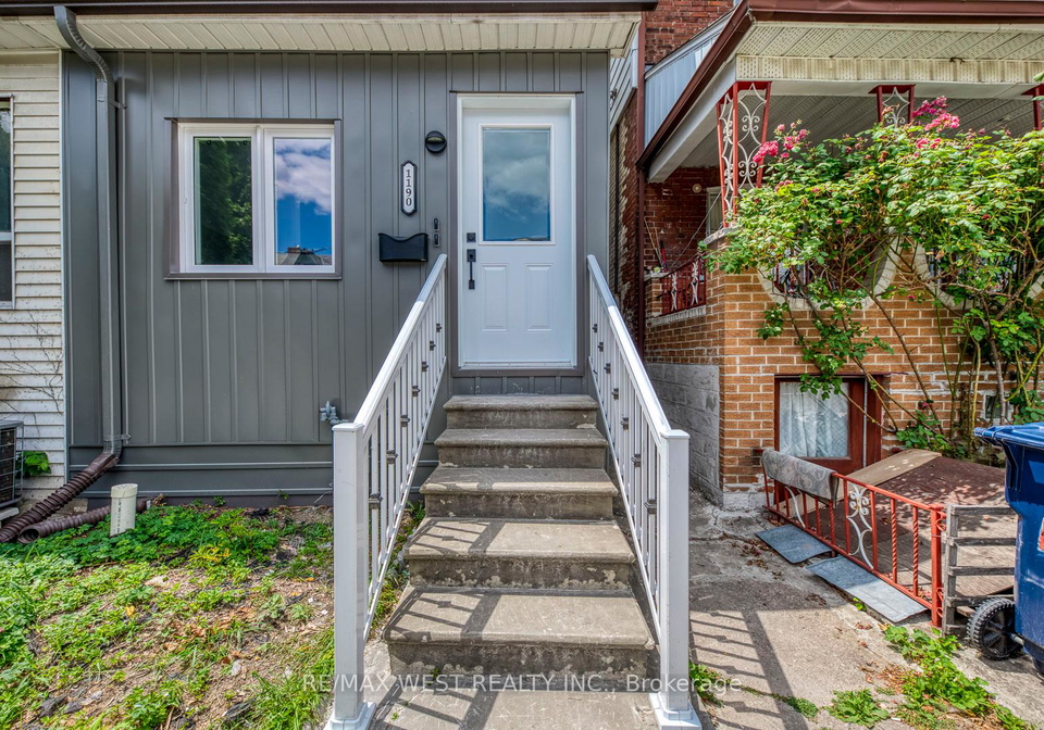 1190-ossington-avenue-toronto-ontario-c12888178