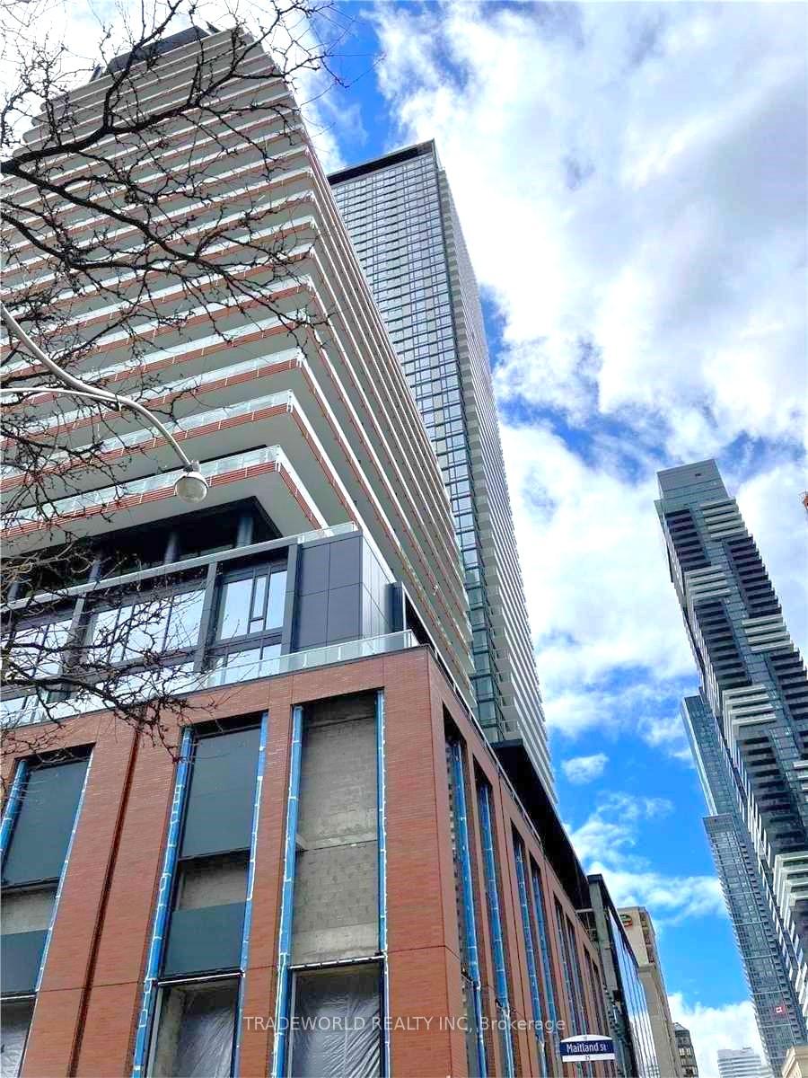 18-maitland-terrace-toronto-ontario-c12888284