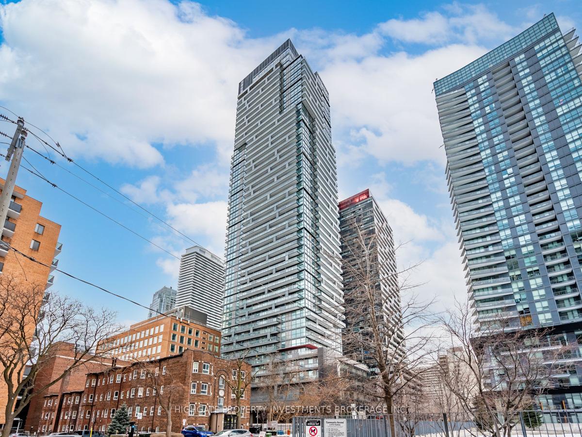 39-roehampton-avenue-toronto-ontario-c12888528