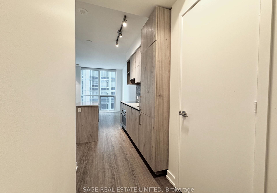1-yorkville-avenue-toronto-ontario-c12888720