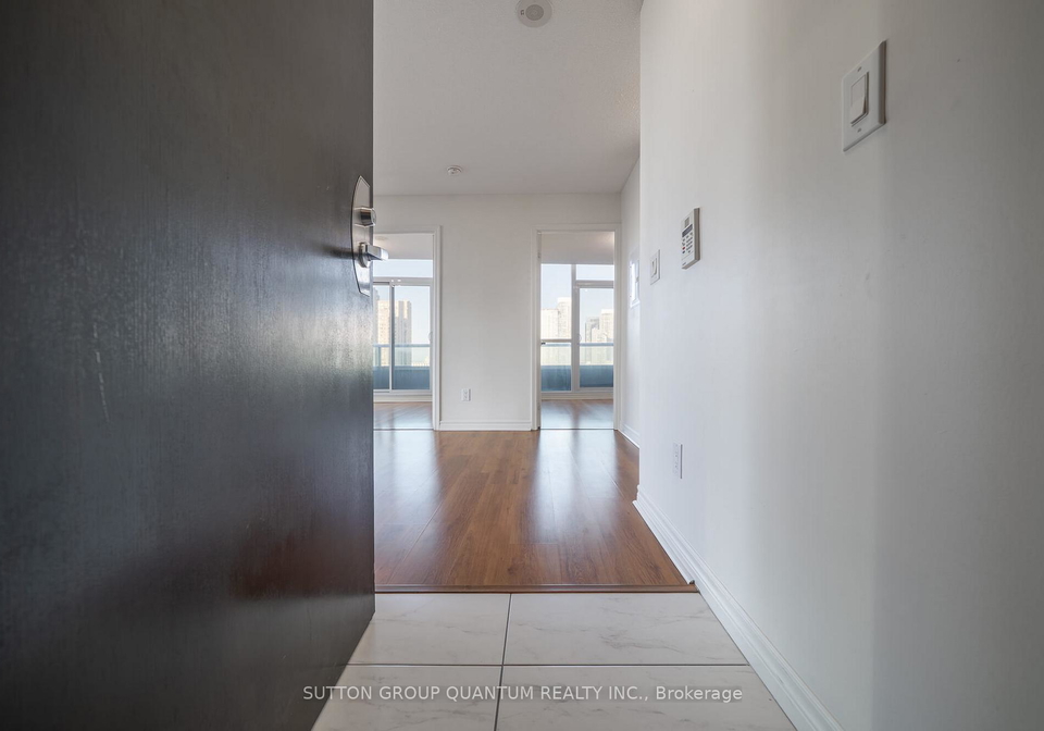 25-lower-simcoe-street-toronto-ontario-c12888738