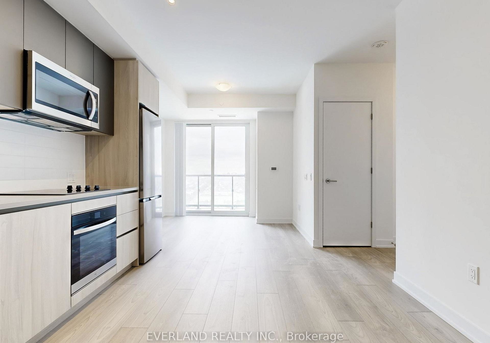 5858-yonge-street-toronto-ontario-c12888762