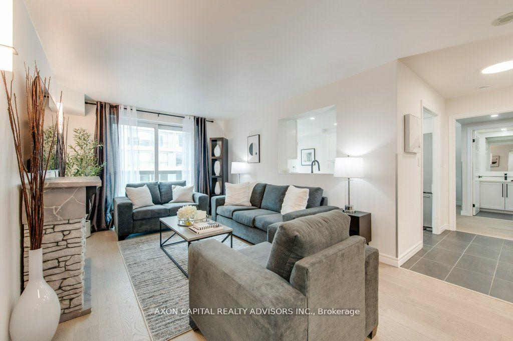 168-simcoe-street-toronto-ontario-c12888856