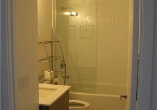 210-simcoe-street-toronto-ontario-c12888940