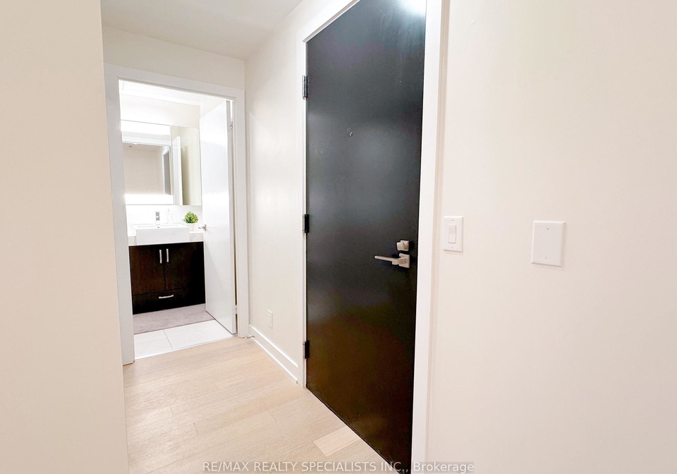 15-beverley-street-toronto-ontario-c12888978
