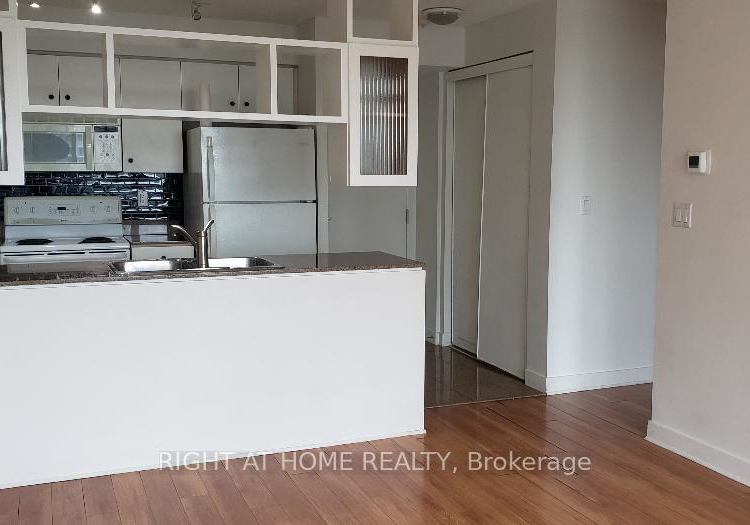 397-front-street-w-toronto-ontario-c12889056