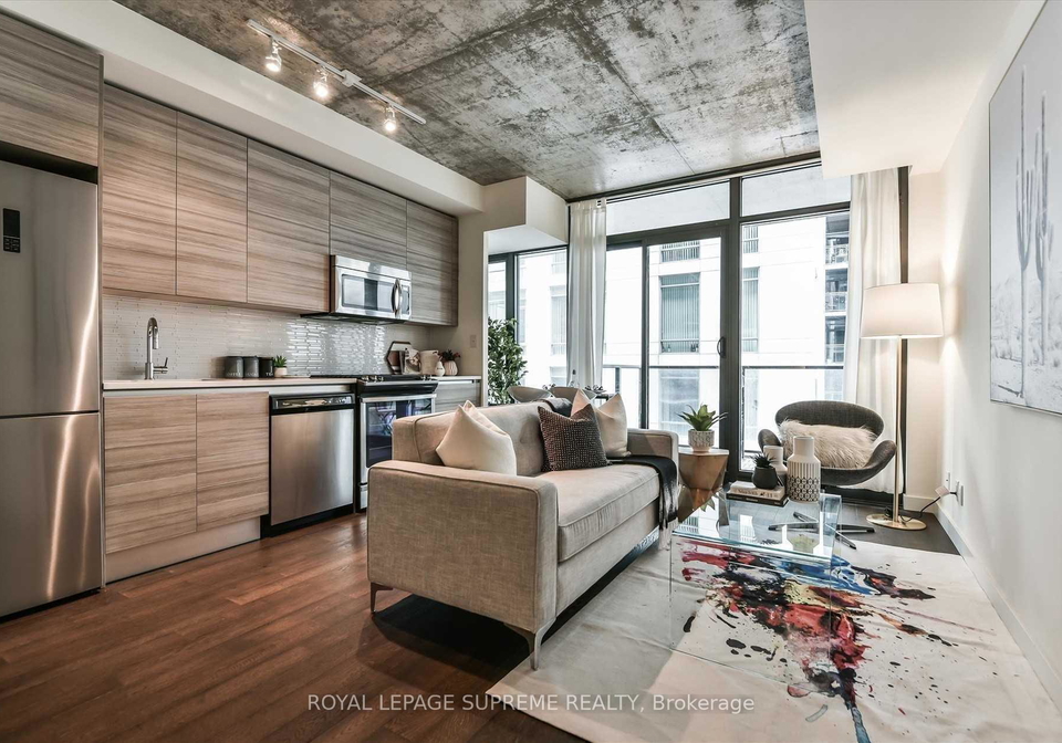 111-bathurst-street-toronto-ontario-c12889188