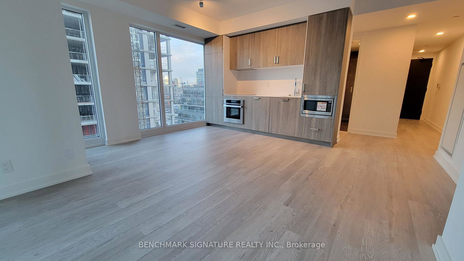 88-queen-street-e-toronto-ontario-c12889462