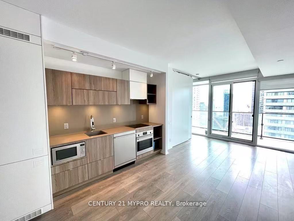 125-peter-street-toronto-ontario-c12889486