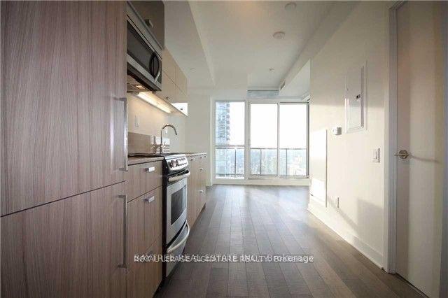 290-adelaide-street-w-toronto-ontario-c12889506