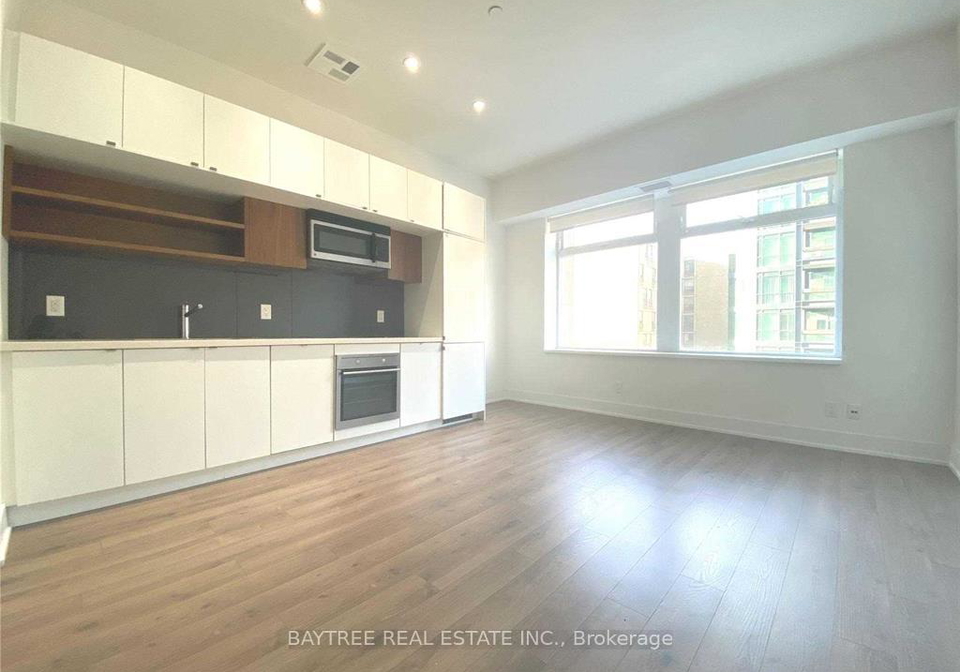 111-st-clair-avenue-w-toronto-ontario-c12889530