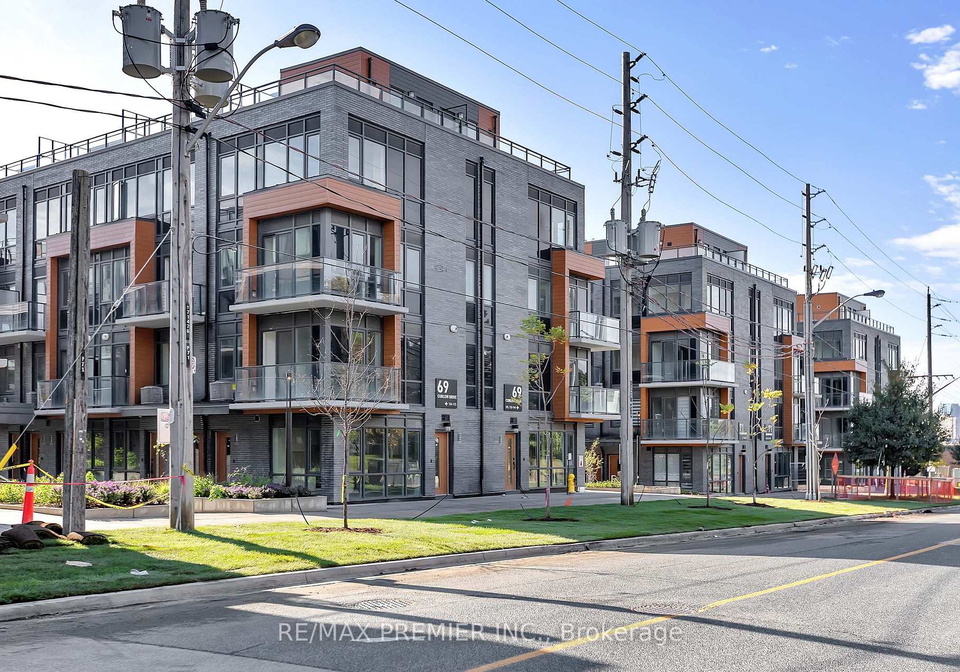 69-curlew-drive-north-york-ontario-c12889548