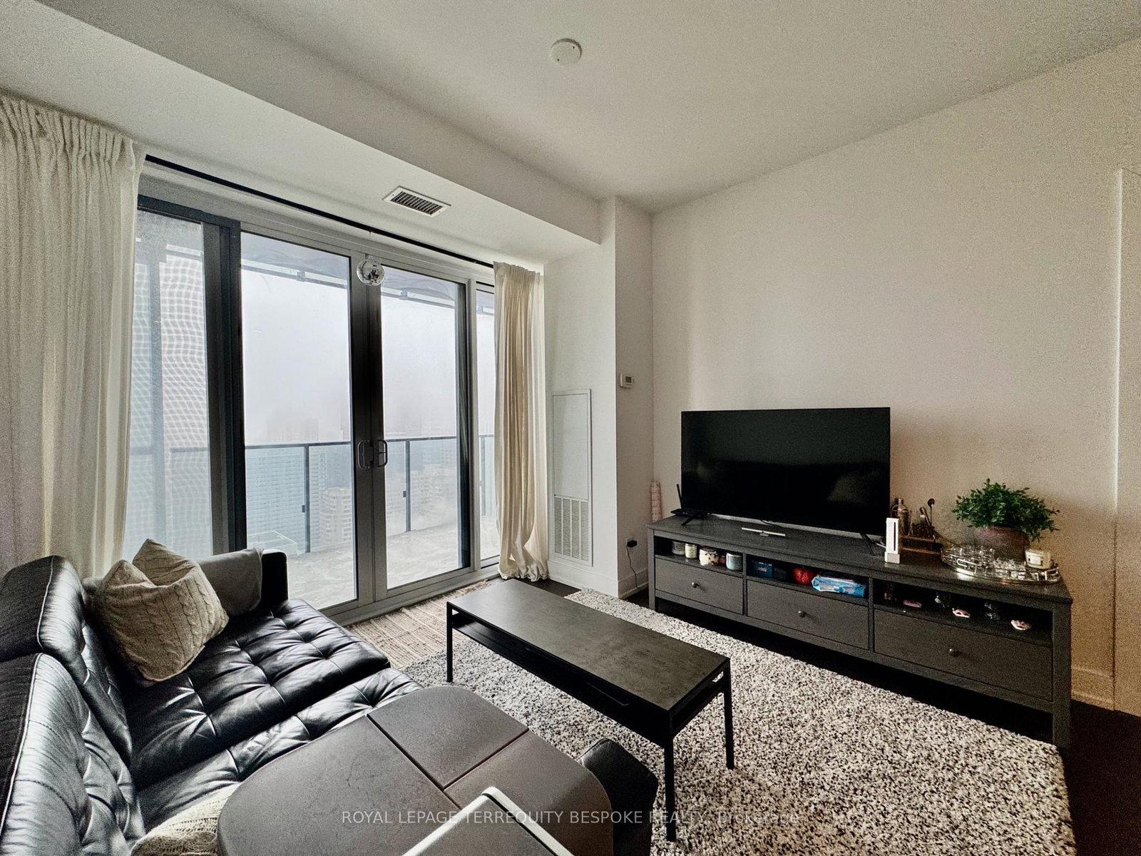 7-grenville-street-toronto-ontario-c12889564