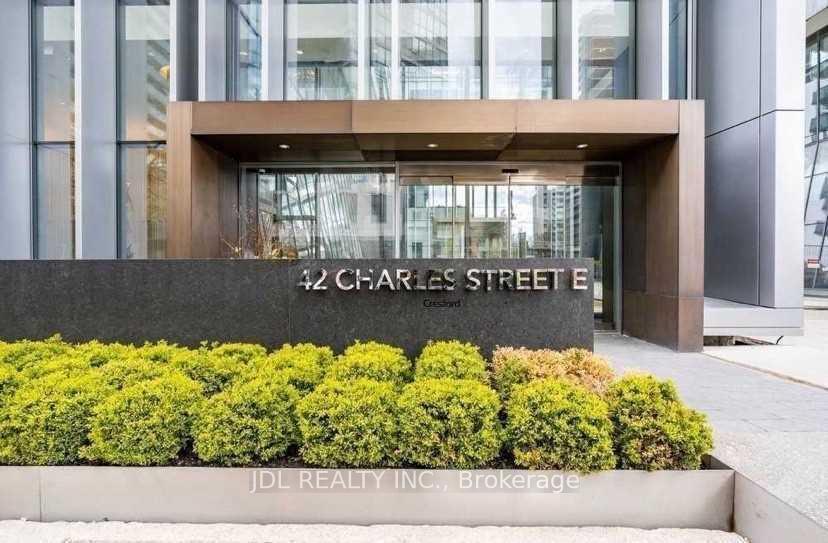 42-charles-street-e-toronto-ontario-c12889888