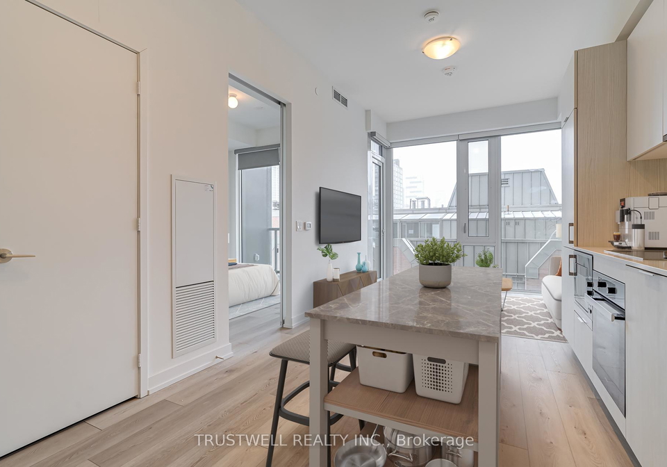 158-front-street-e-toronto-ontario-c12889924
