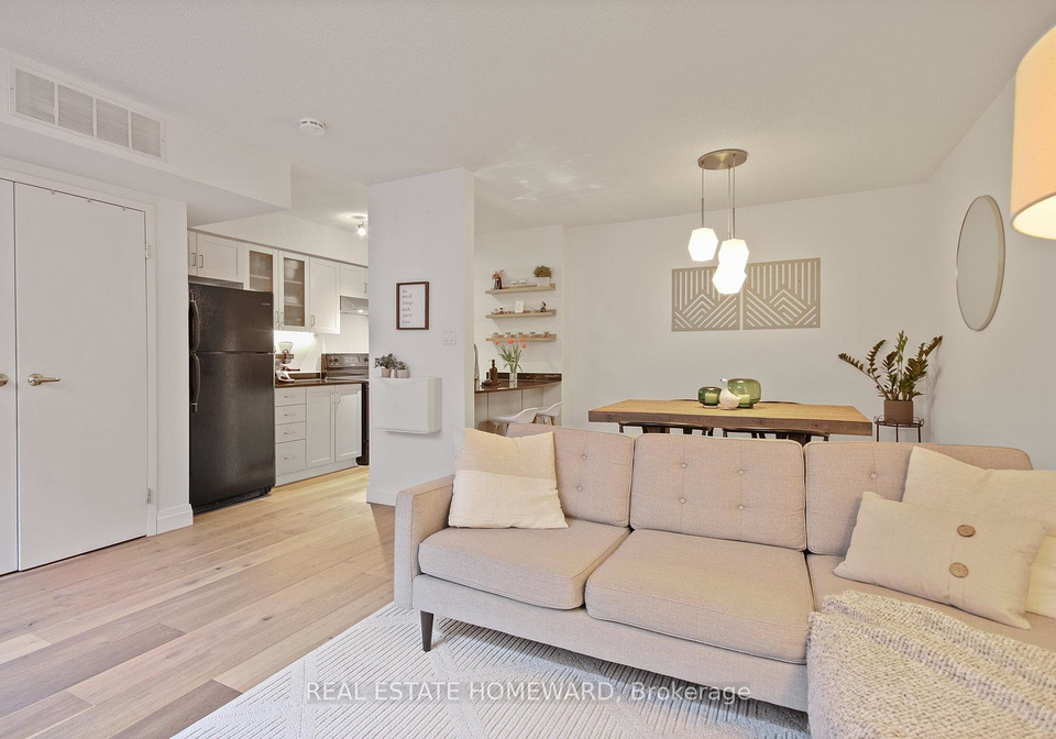 34-western-battery-road-toronto-ontario-c12890114