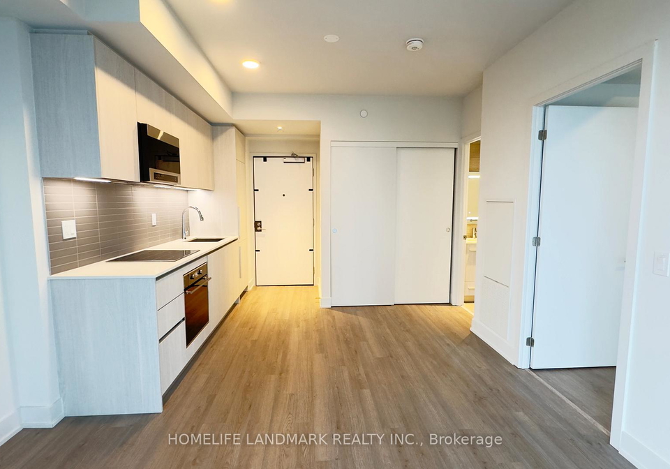 8-cumberland-street-toronto-ontario-c12890282
