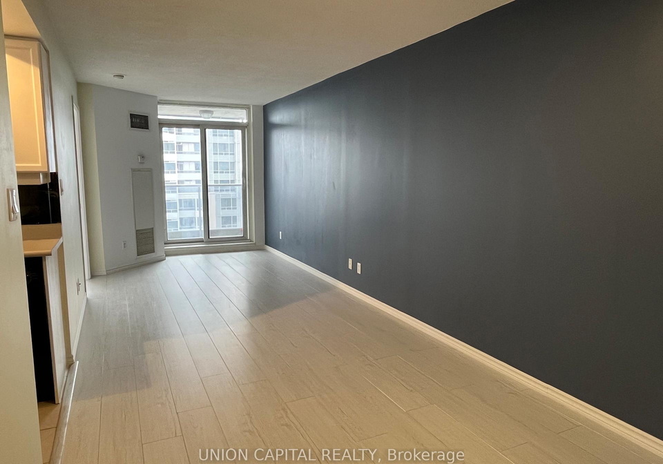 1-rean-drive-north-york-ontario-c12890654