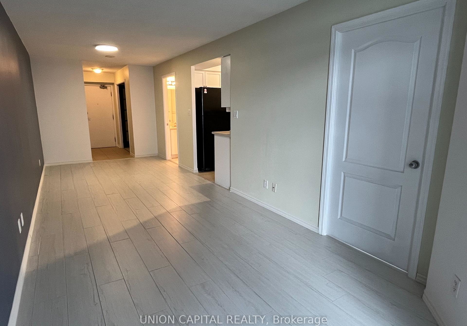 1-rean-drive-north-york-ontario-c12890654