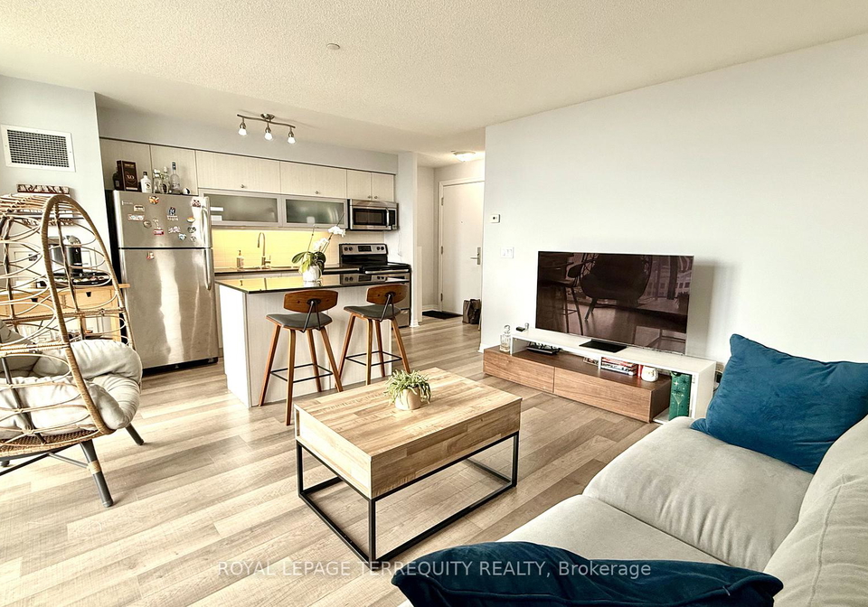 275-yorkland-boulevard-north-york-ontario-c12890694