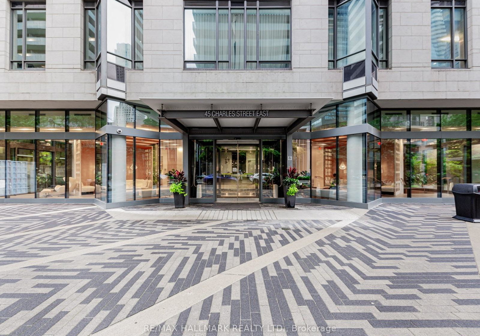 45-charles-street-e-toronto-ontario-c12890788