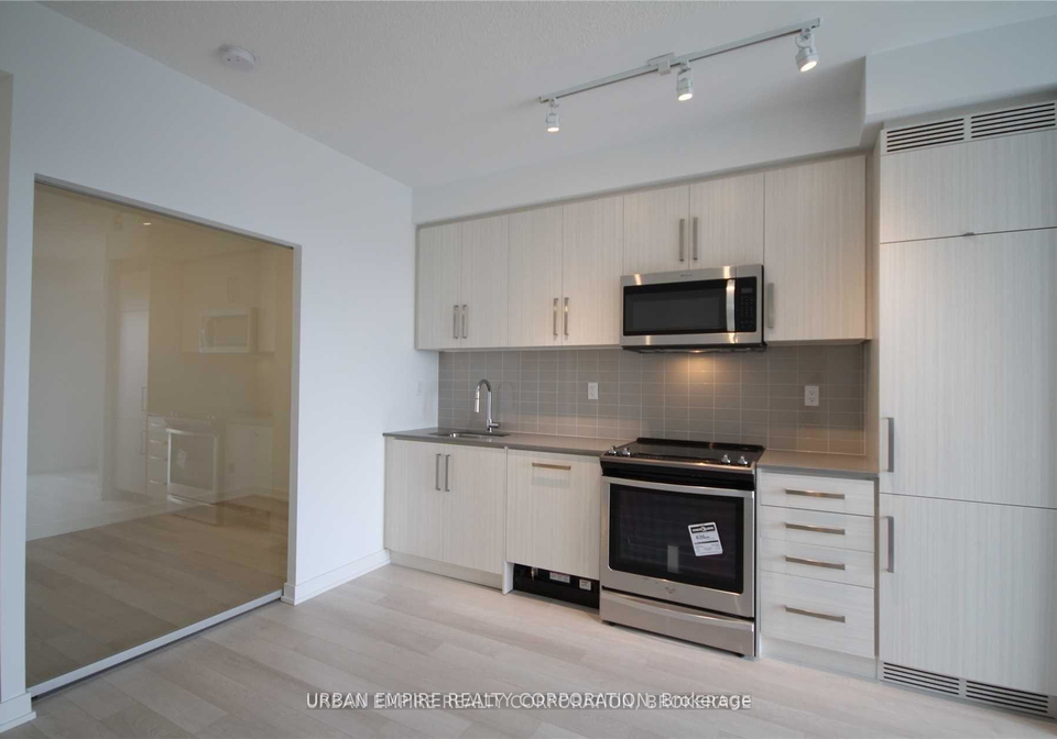 5180-yonge-street-toronto-ontario-c12890888