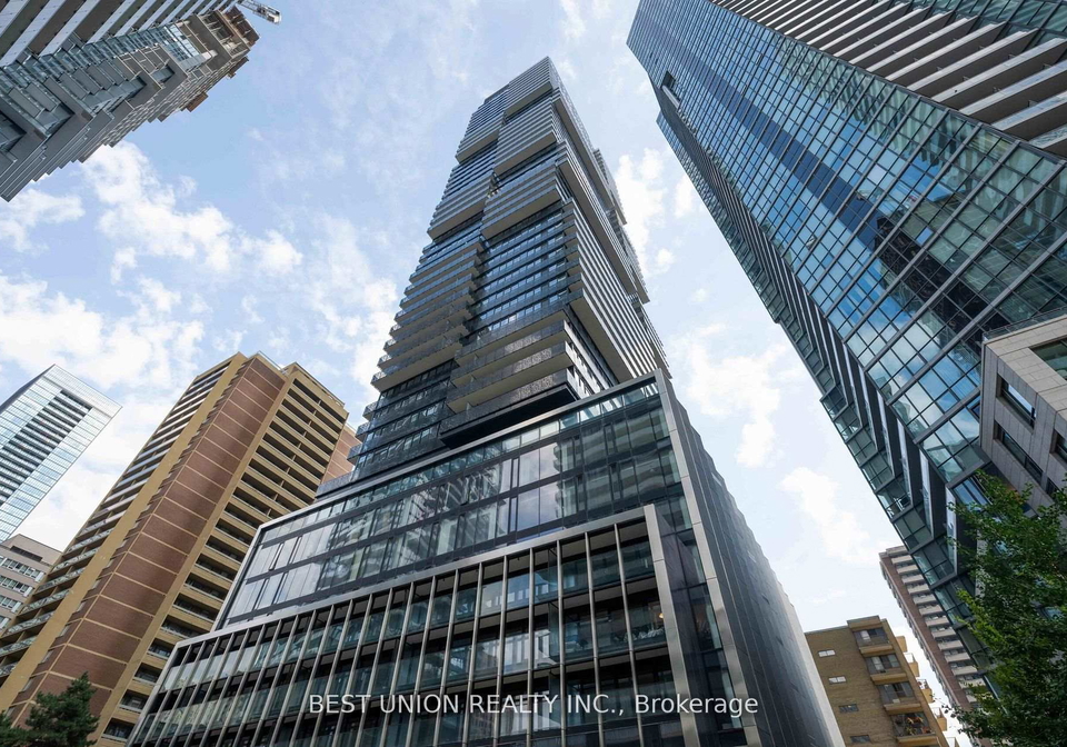 55-charles-street-e-toronto-ontario-c12890940