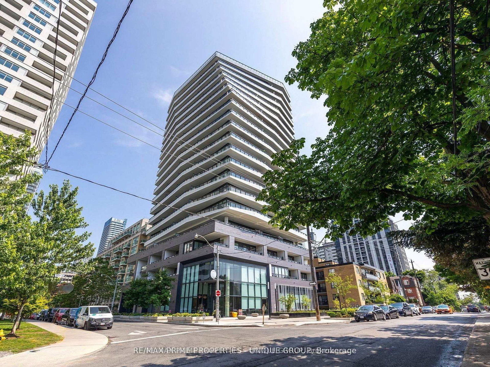 11-lillian-street-toronto-ontario-c12891158
