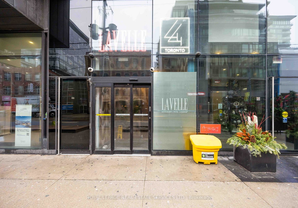 629-king-street-w-toronto-ontario-c12891256