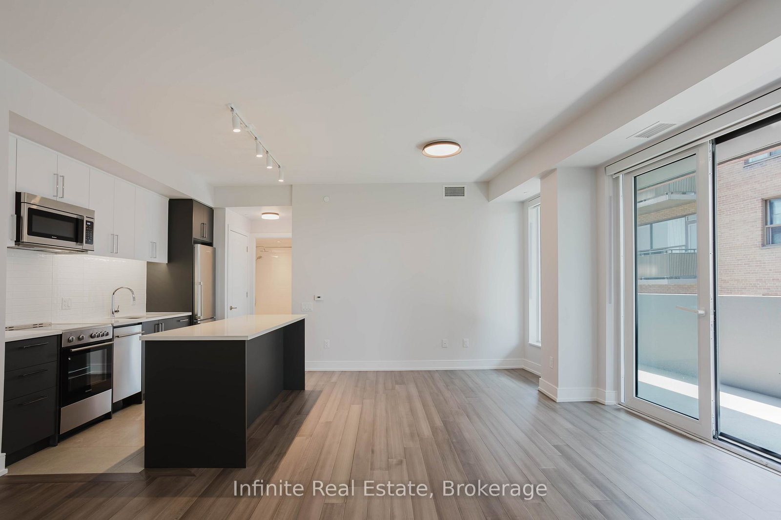 2525-bathurst-street-toronto-ontario-c12891492