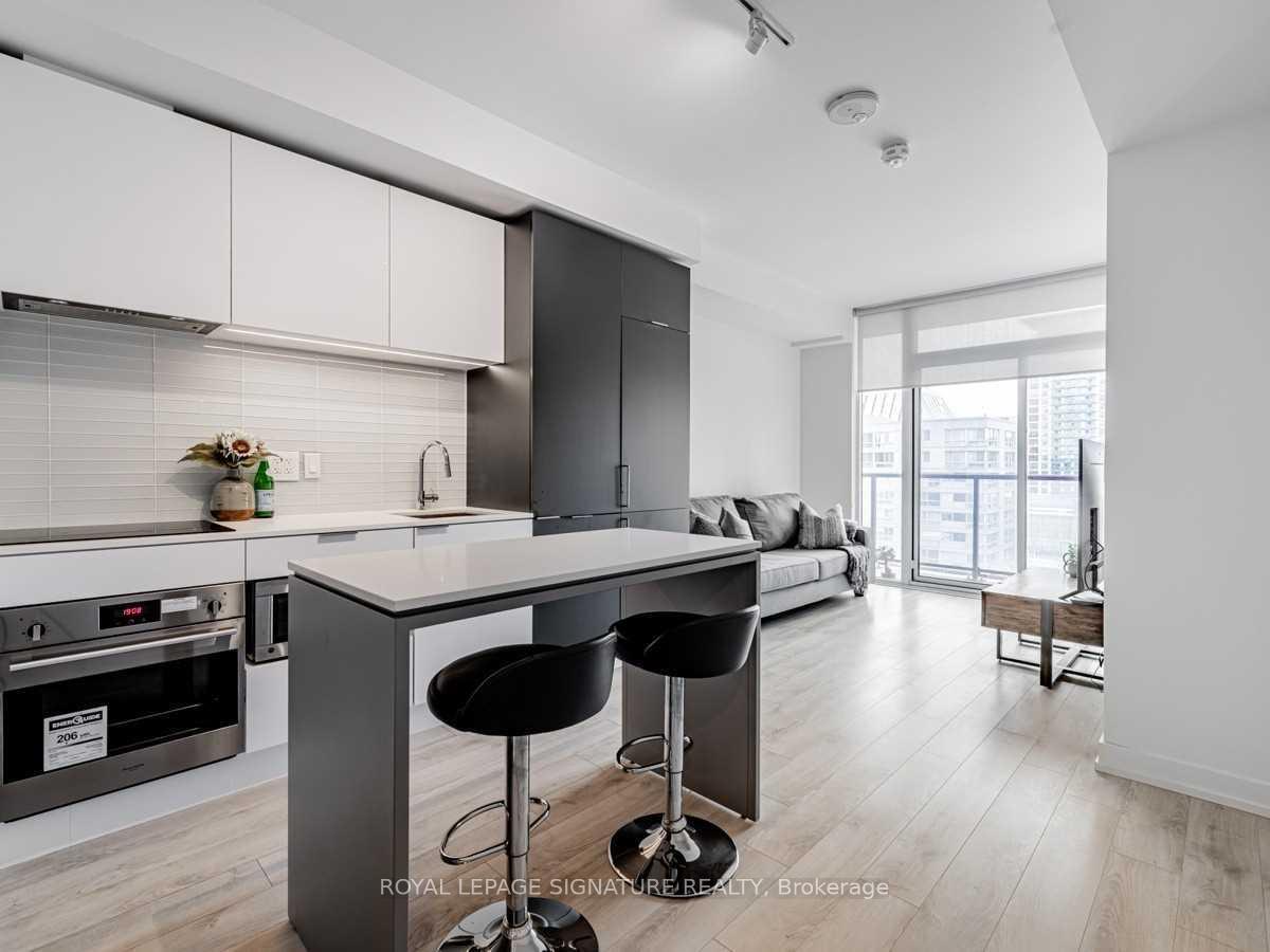 33-helendale-avenue-toronto-ontario-c12891754
