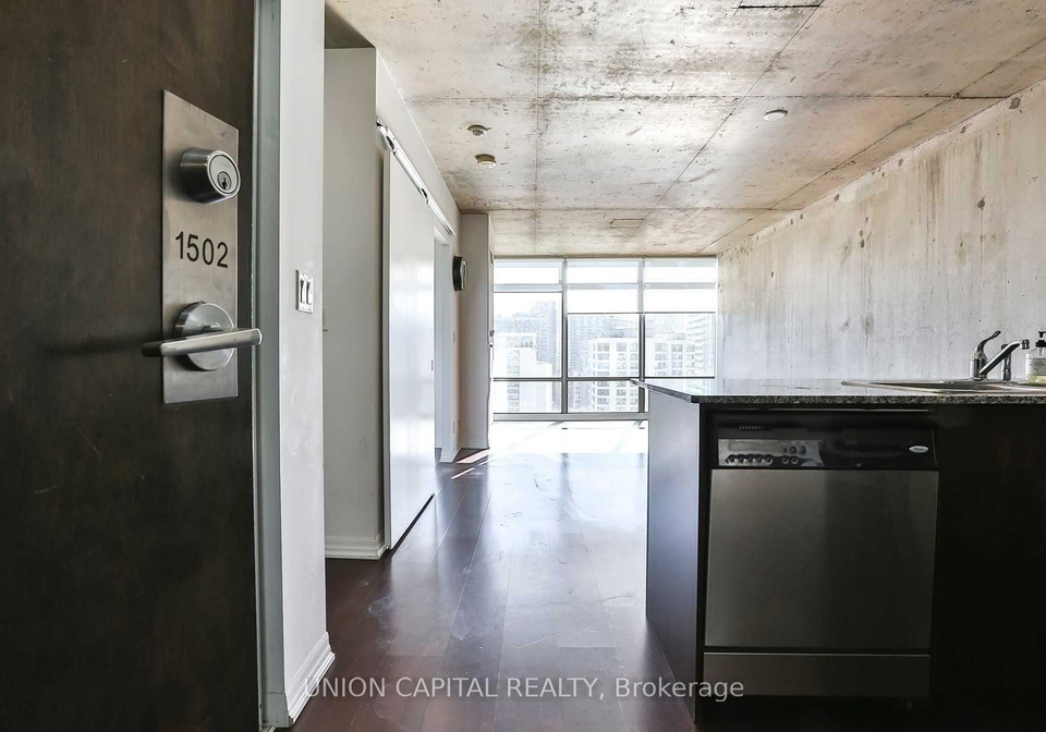 22-wellesley-street-e-toronto-ontario-c12891804