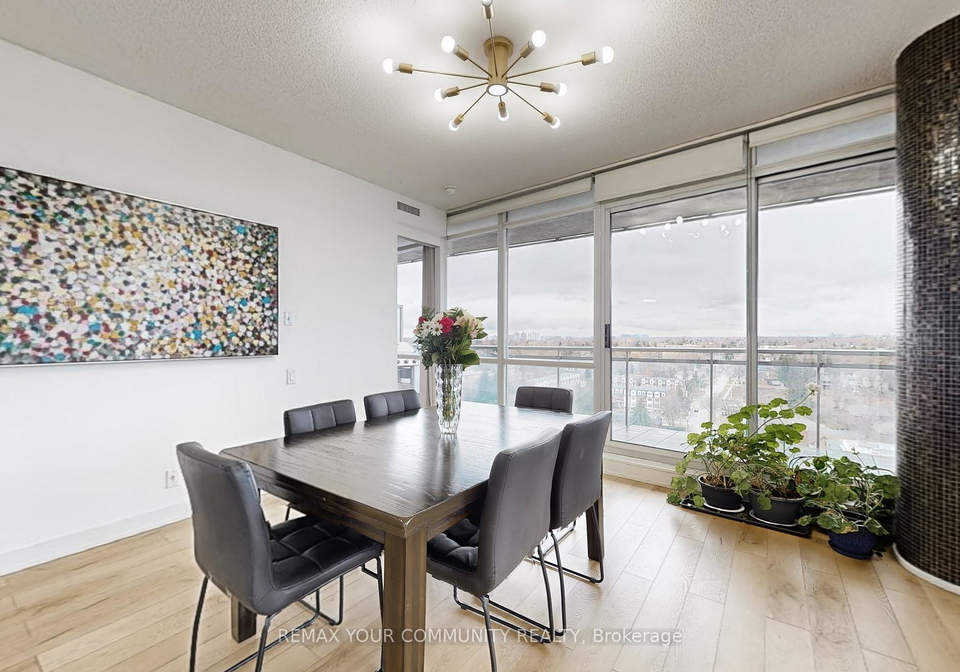 30-canterbury-place-toronto-ontario-c12892342