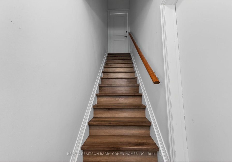 17-southbourne-avenue-toronto-ontario-c12892352