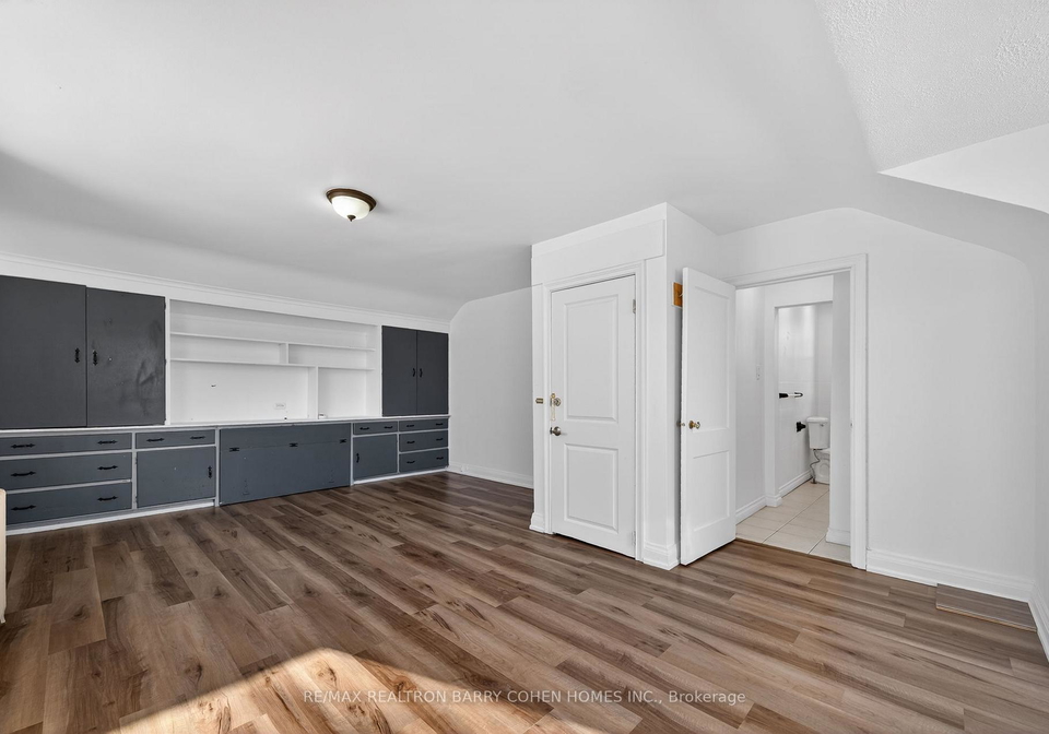 17-southbourne-avenue-toronto-ontario-c12892352