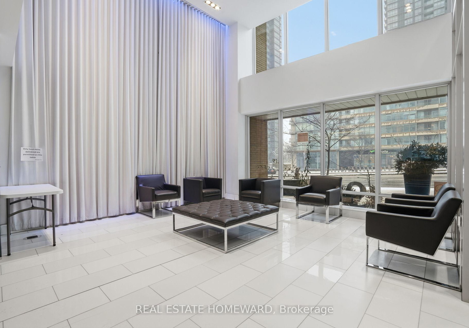 9-spadina-avenue-toronto-ontario-c12892628