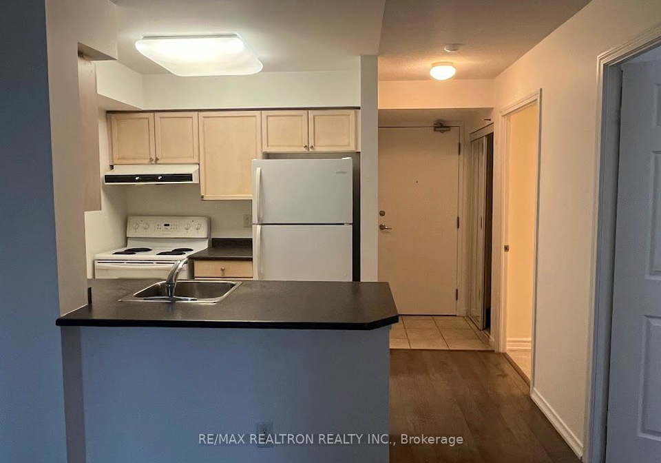 155-beecroft-road-toronto-ontario-c12892972