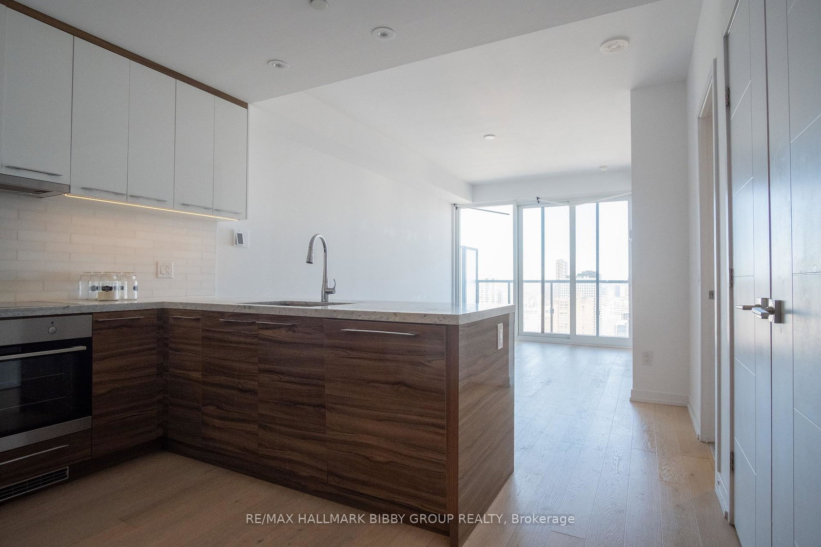 488-university-avenue-toronto-ontario-c12893142
