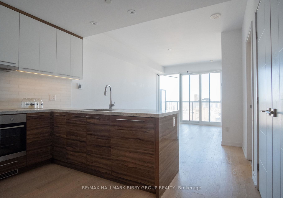488-university-avenue-toronto-ontario-c12893142
