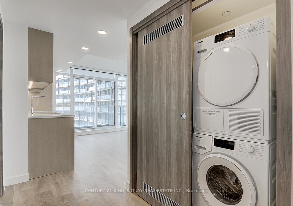 38-widmer-street-toronto-ontario-c12893416