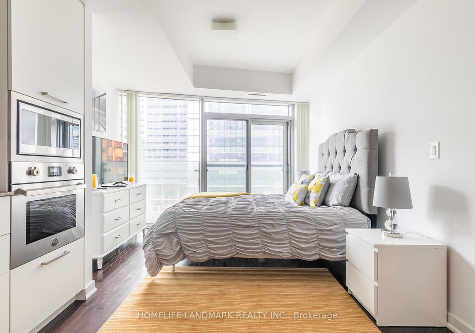 12-york-street-toronto-ontario-c12893466