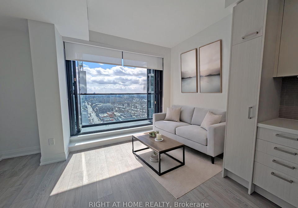 20-soudan-avenue-toronto-ontario-c12893504