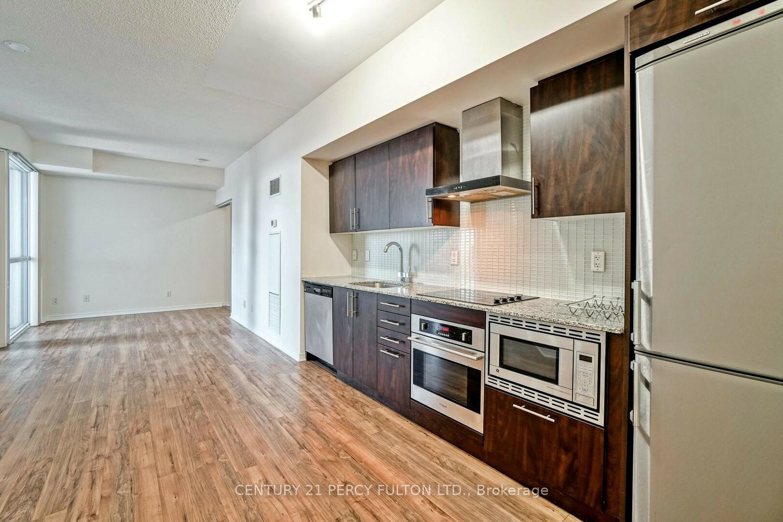 352-front-street-w-toronto-ontario-c12893542
